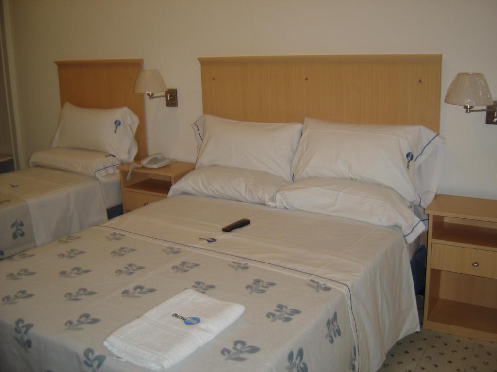 Mari Plaza Hotel Buenos Aires Szoba fotó