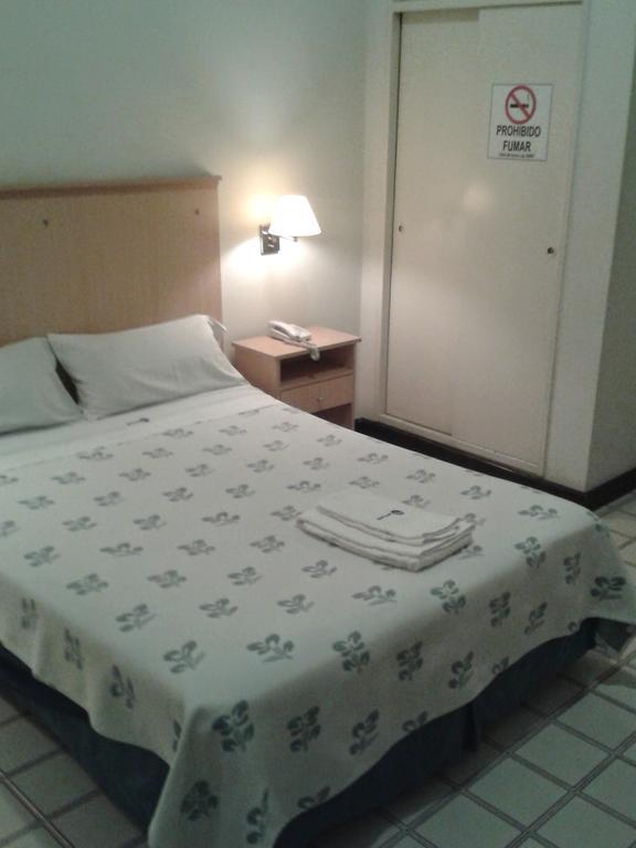Mari Plaza Hotel Buenos Aires Kültér fotó